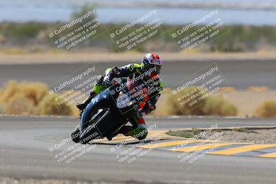 media/Oct-08-2022-SoCal Trackdays (Sat) [[1fc3beec89]]/Turn 14 (1050am)/